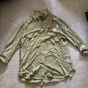 american eagle button-down shirt